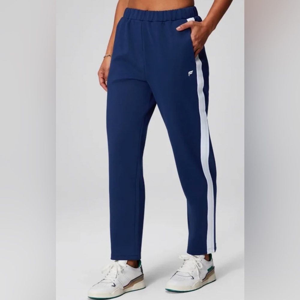 NWOT Fabletics high rise tapered tricot track pants